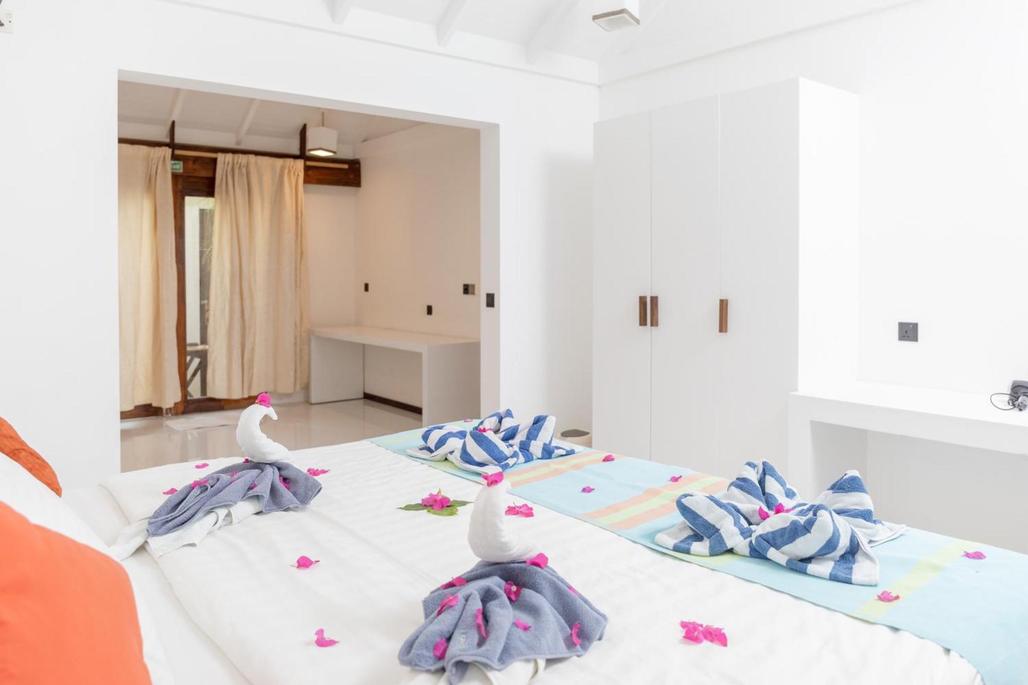 Brickwood Ganduvaru Private Villas Rasdhoo Екстериор снимка